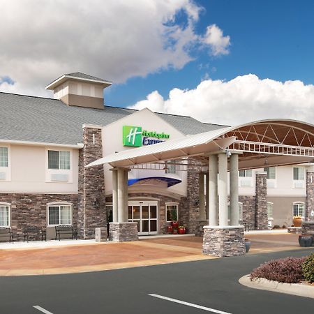 Holiday Inn Express Monticello, An Ihg Hotel Экстерьер фото