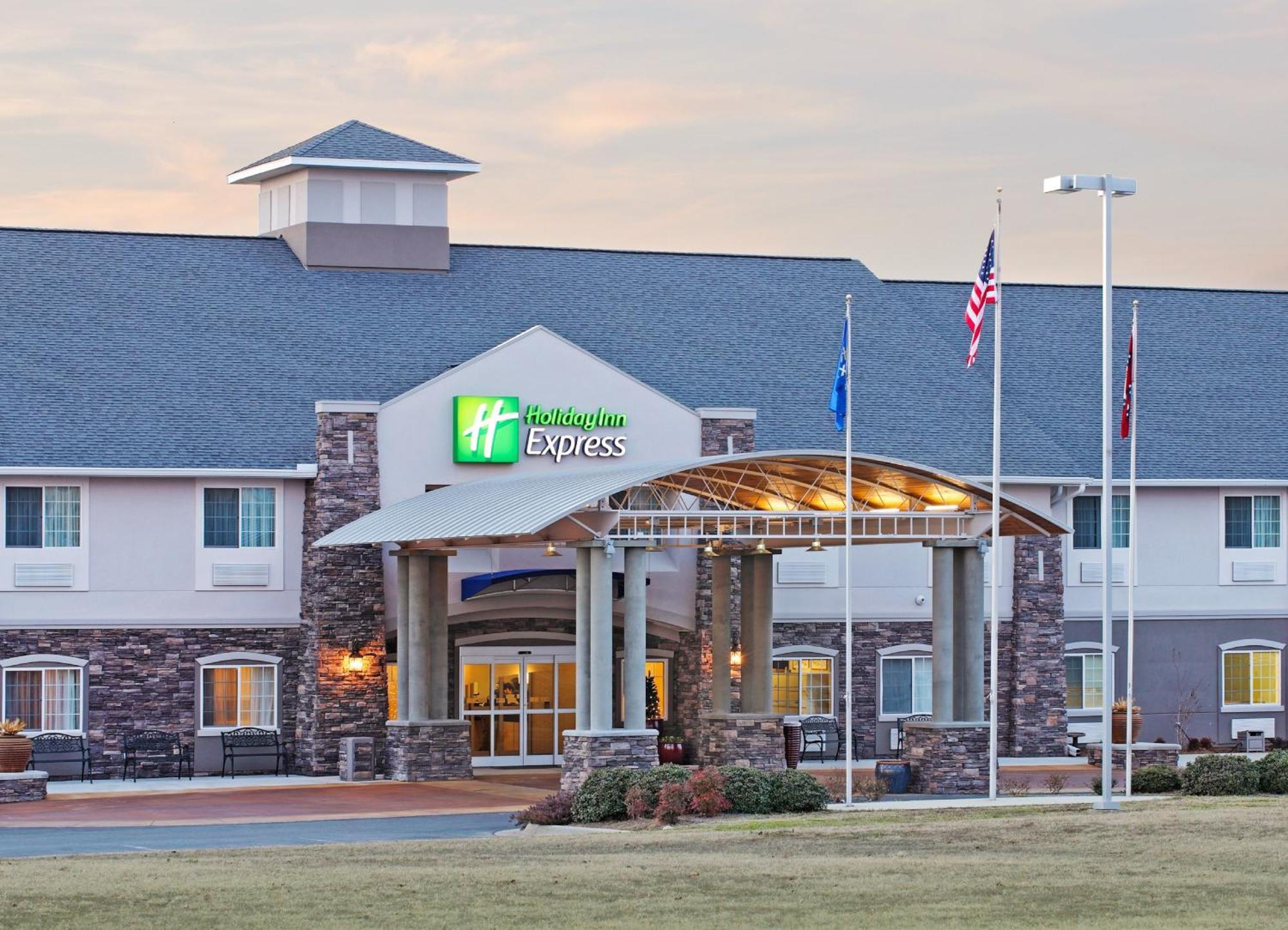 Holiday Inn Express Monticello, An Ihg Hotel Экстерьер фото